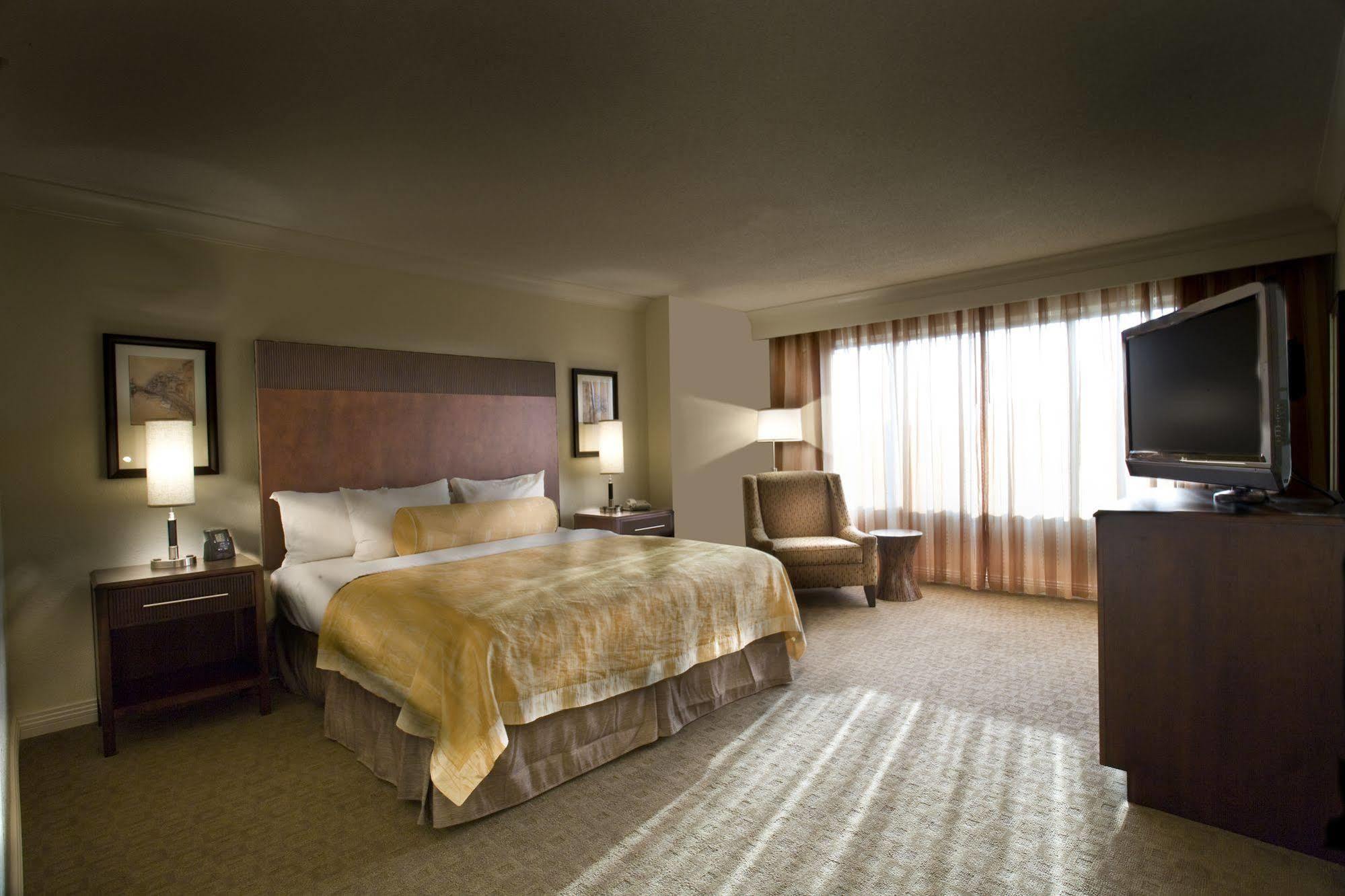 Ballast Wilmington, Tapestry Collection By Hilton